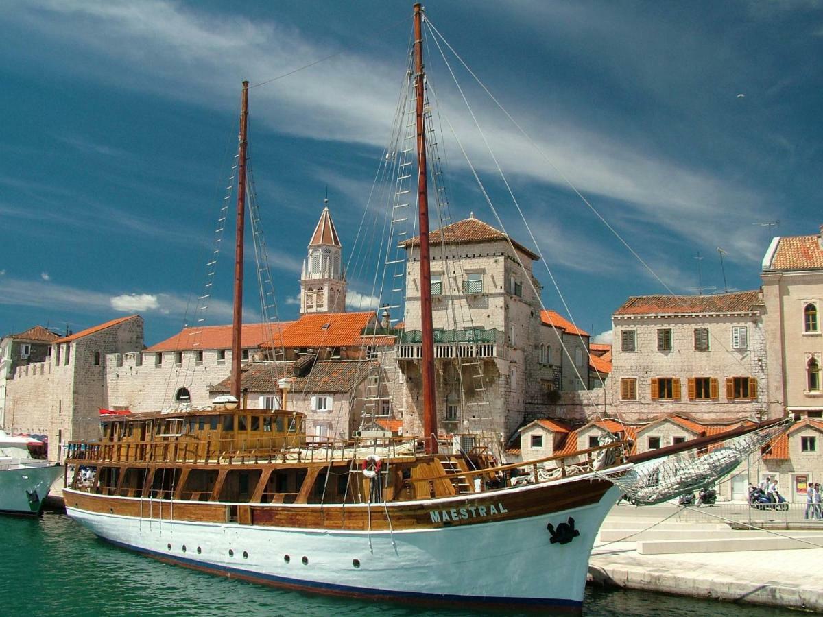 Panoramablick Apartment Trogir Bagian luar foto